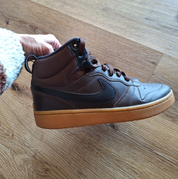 Nike Court Borough - Picture 7 of 15